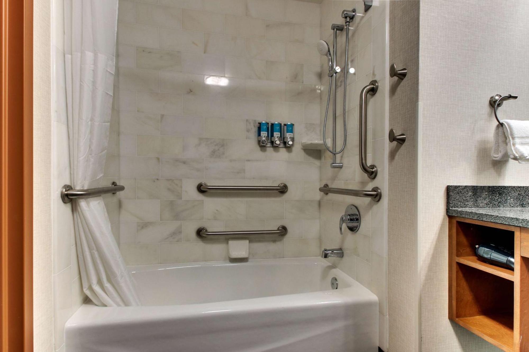 Drury Plaza Hotel Richmond Glen Allen Esterno foto